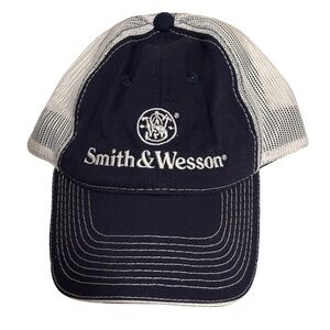 Unisex Adult Smith & Wesson Trucker Cap in Navy and White